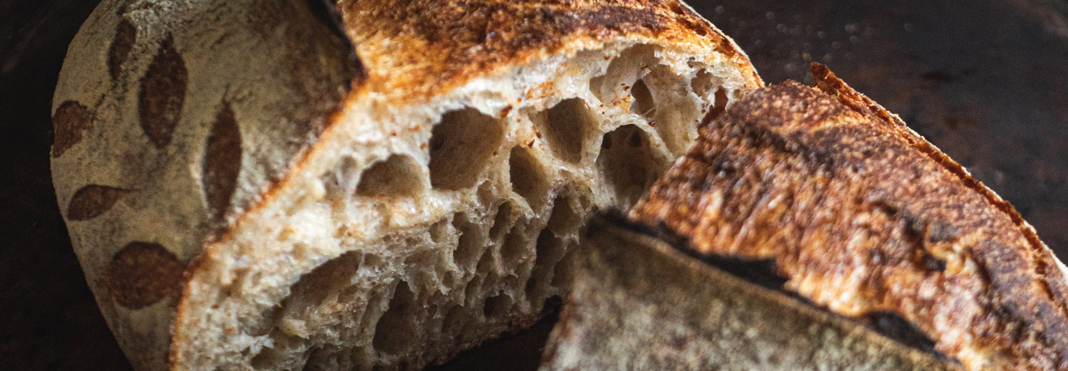 No Knead Sourdough Loaf - Gozney . Roccbox recipe poster image