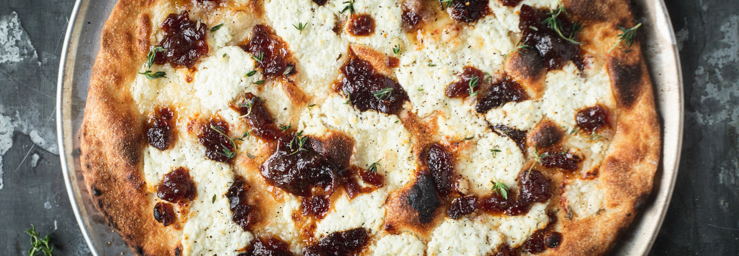 Goats Cheese & Red Onion Marmalade Thin & Crispy Pizza - Gozney . Roccbox recipe poster image