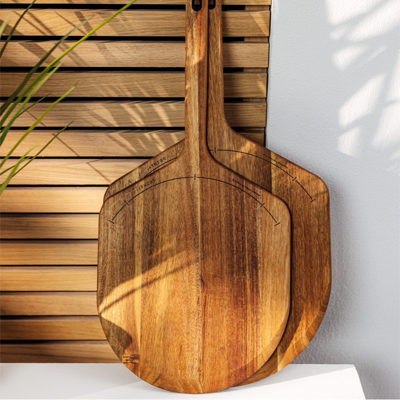 Gozney Acacia Wood Pizza Peel & Server | Gozney US