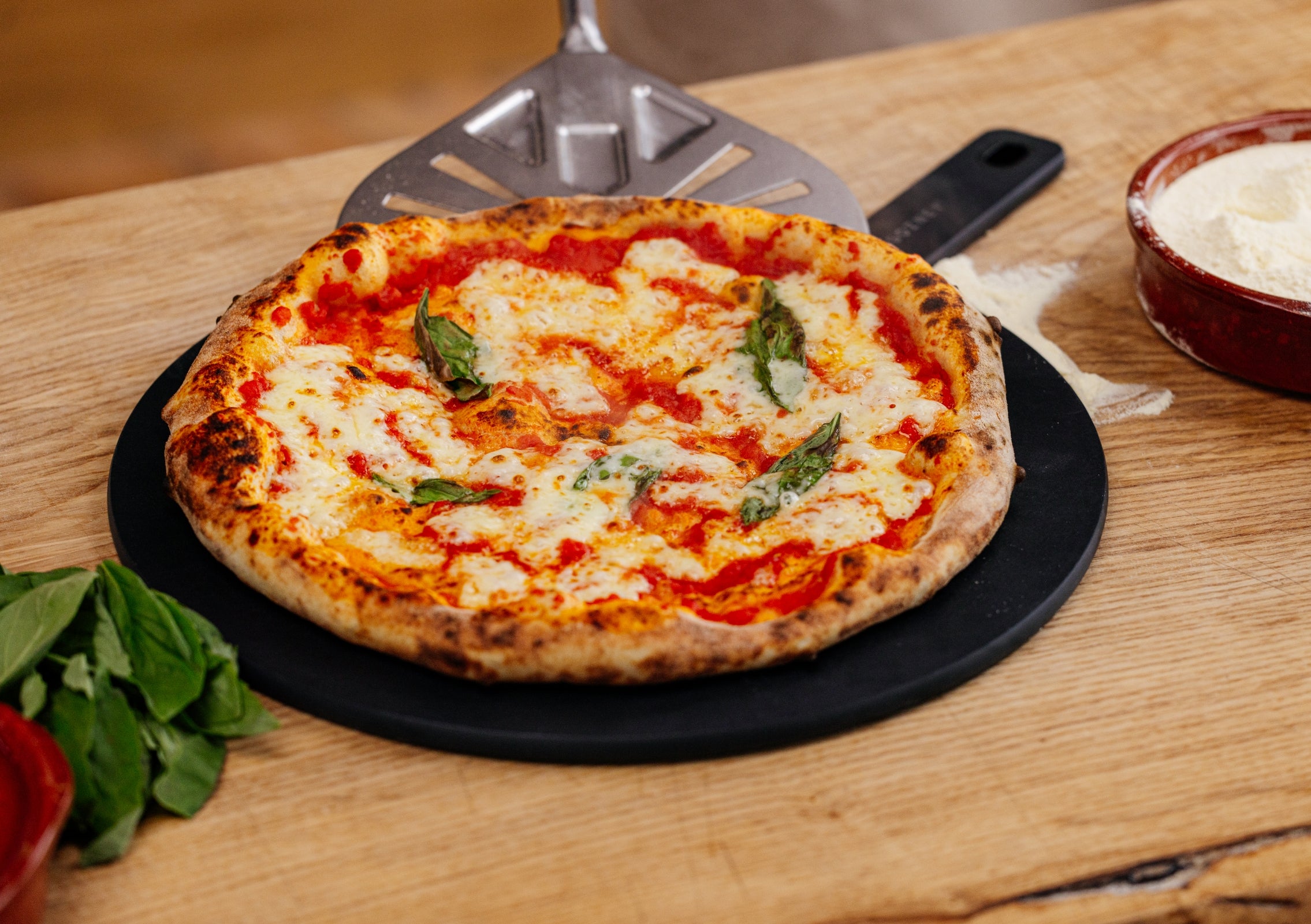 Quick and Easy Pizzas and Pasta
ピザ パスタ パ easy-no-knead-pizza-dough_001-