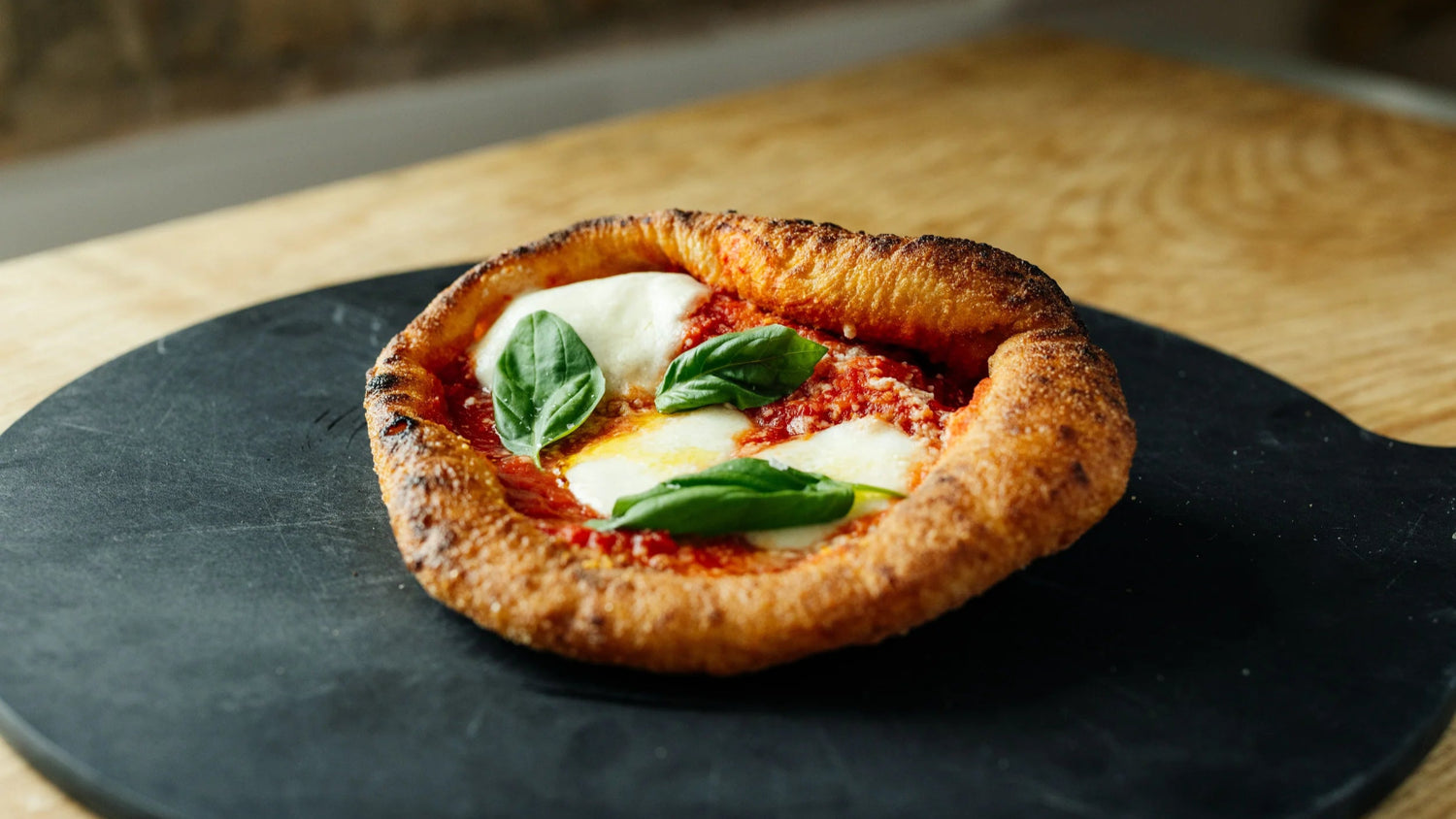 Pizza Montanara recipe poster image